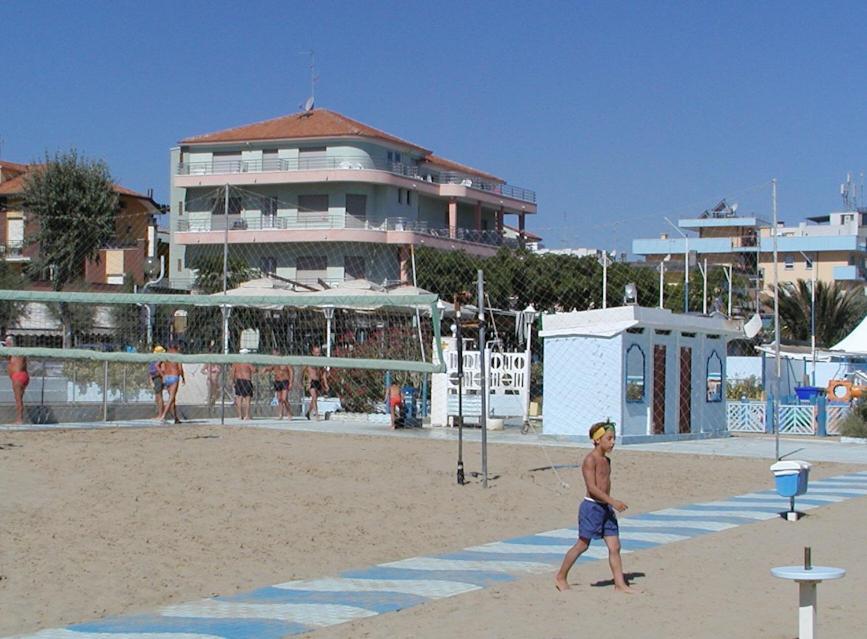Albergo Villa Mauri Rimini Eksteriør billede